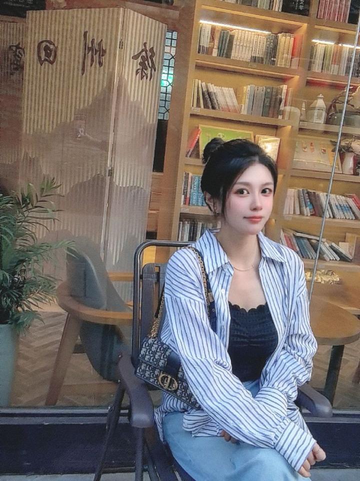 古仔悦然Demi (3).jpg