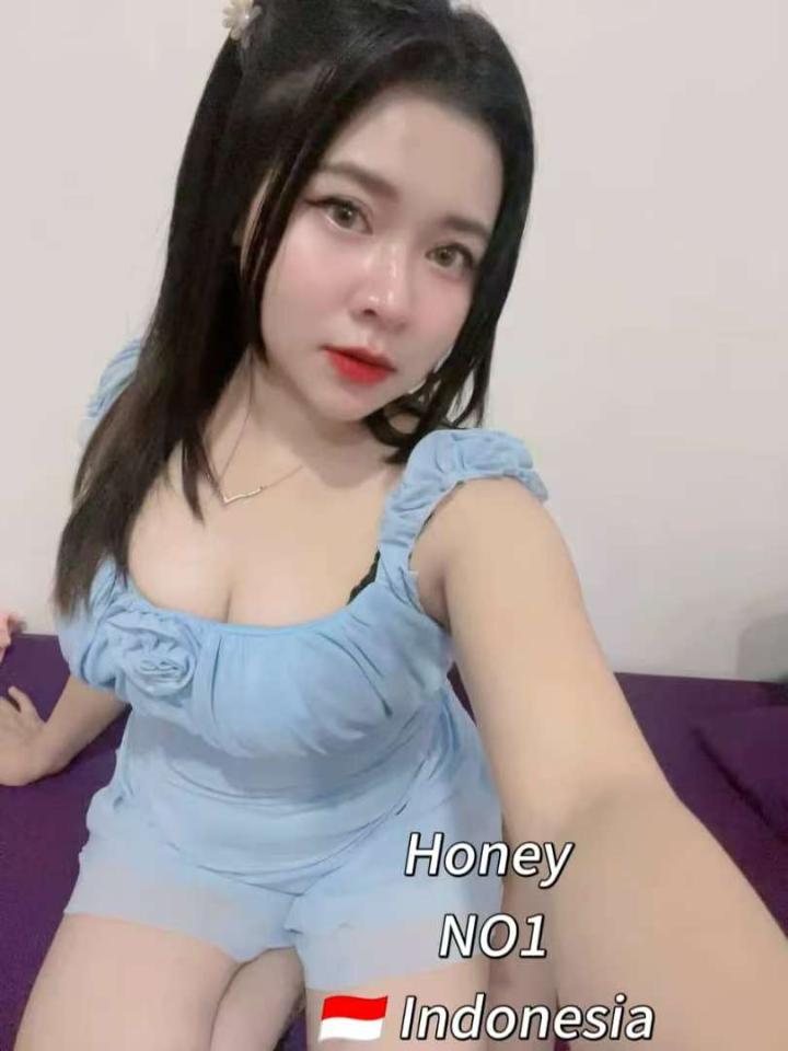 HtmCrystalWellness (3).jpg